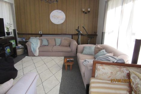 Photo of property in 14 Massey Avenue, Greenlane, Auckland, 1061