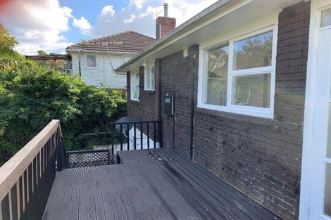 Photo of property in 606 Glenfield Road, Bayview, Auckland, 0629