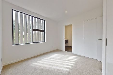 Photo of property in 16/80 Seatoun Heights Road, Seatoun, Wellington, 6022