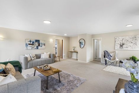 Photo of property in 8 Babington Place, Torbay, Auckland, 0630