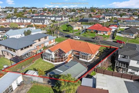 Photo of property in 45 Buckingham Crescent, Manukau, Auckland, 2025