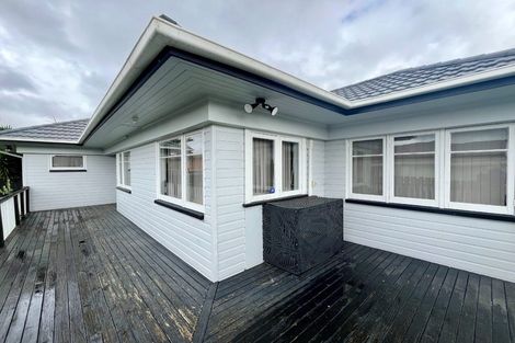 Photo of property in 8b Frank Hewitt Street, Pukekohe, 2120