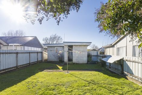 Photo of property in 28 Brightwater Terrace, Terrace End, Palmerston North, 4410