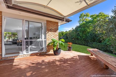 Photo of property in 15 Cabeleigh Drive, Helensville, 0800