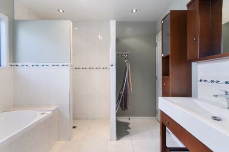 Photo of property in 123 Solomon Street, Brookfield, Tauranga, 3110