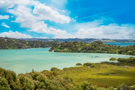 Photo of property in 9 Toi Track, Russell, 0272