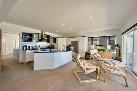 Photo of property in 30 Alexandra Road, Hataitai, Wellington, 6021