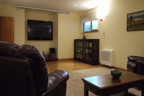 Photo of property in 7 Craigieburn Lane, Mount Pleasant, Christchurch, 8081