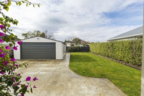 Photo of property in 137 Cook Street, West End, Palmerston North, 4410