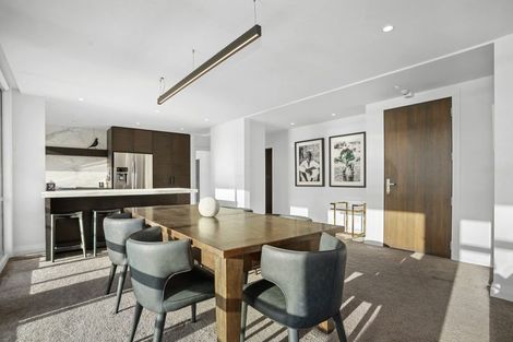 Photo of property in Dorchester Apartments, 144 Oriental Parade, Oriental Bay, Wellington, 6011