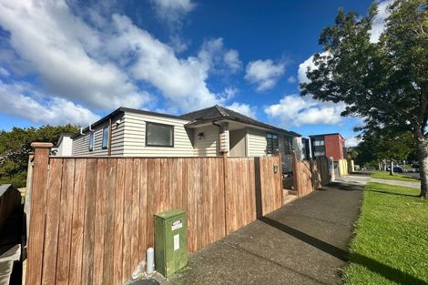 Photo of property in 19 Eastview Road, Glen Innes, Auckland, 1072