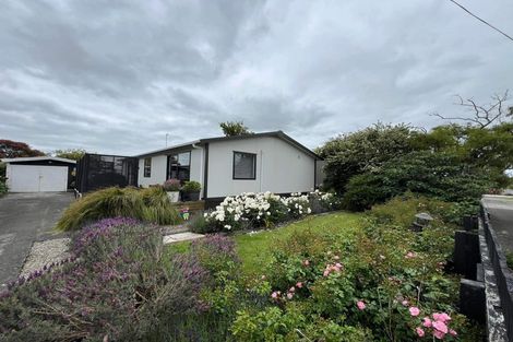 Photo of property in 68 Grey Street, Woodville, 4920