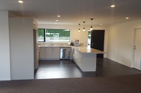 Photo of property in 42 Phillips Street, Sanson, 4817