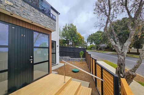 Photo of property in 7b Lewisham Street, Highland Park, Auckland, 2010