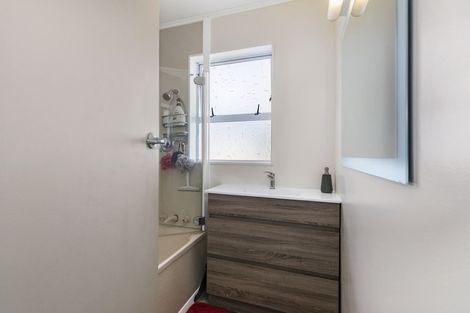 Photo of property in 16 Hinau Grove, Wainuiomata, Lower Hutt, 5014