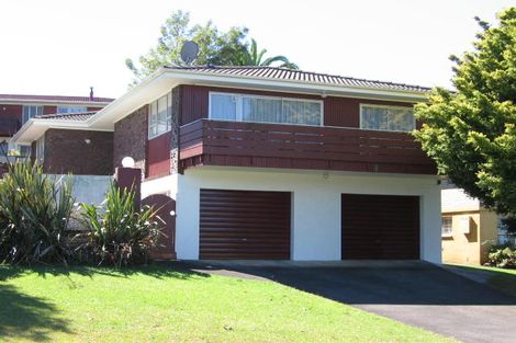 Photo of property in 12 Nui Mana Place, Te Atatu South, Auckland, 0610