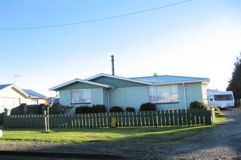 Photo of property in 4 Union Street, Winton, 9720