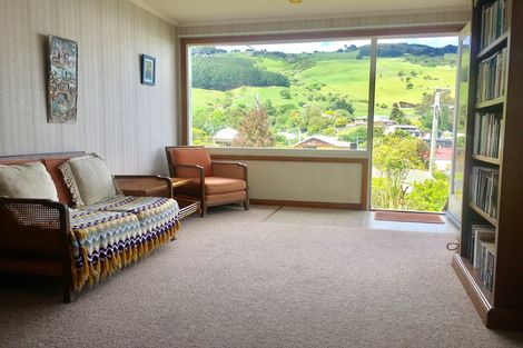 Photo of property in 3 Dickson Street, Macandrew Bay, Dunedin, 9014