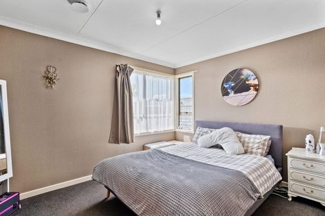 Photo of property in 220 Conyers Street, Strathern, Invercargill, 9812