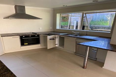 Photo of property in 49 Halver Road, Hillpark, Auckland, 2102