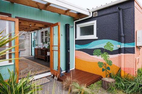 Photo of property in 16 Chrystal Street, Foxton Beach, Foxton, 4815