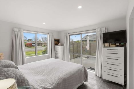 Photo of property in 6 Kessen Street, Pegasus, 7612