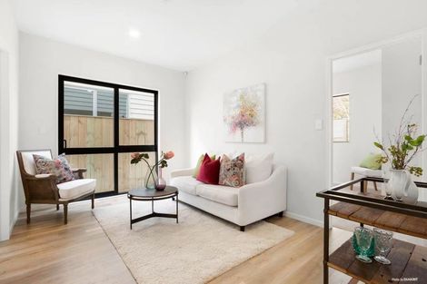 Photo of property in 4 Wyon Way, Flat Bush, Auckland, 2016