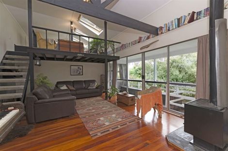 Photo of property in 214 Motutara Road, Muriwai, Waimauku, 0881