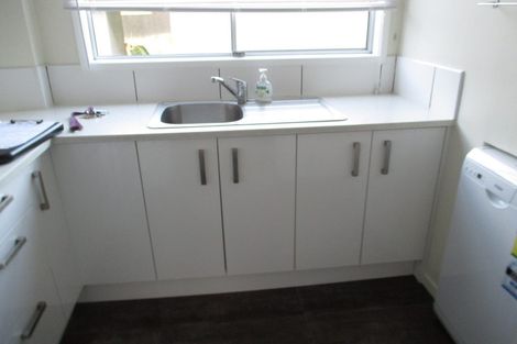 Photo of property in 6/42 Sheridan Drive, New Lynn, Auckland, 0600