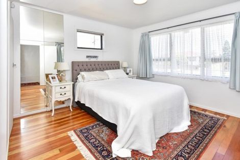 Photo of property in 1/42 Sutton Crescent, Papakura, 2110