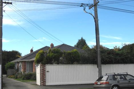 Photo of property in 150 Ilam Road, Ilam, Christchurch, 8041