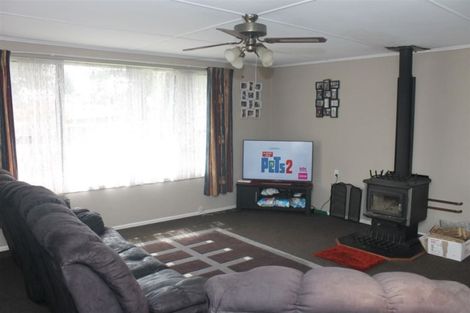 Photo of property in 2 Saint Andrews Drive, Tokoroa, 3420