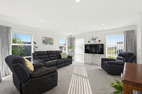 Photo of property in 35 Larissa Road, Halswell, Christchurch, 8025