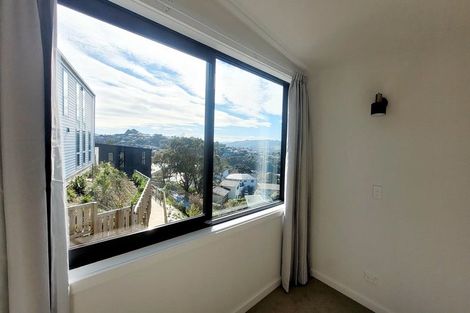 Photo of property in 8 Silvereye Way, Johnsonville, Wellington, 6037