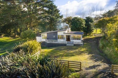 Photo of property in 442 Zigzag Road, Pohangina, Feilding, 4775