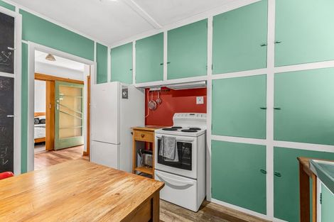 Photo of property in 9 Parris Street, Moturoa, New Plymouth, 4310