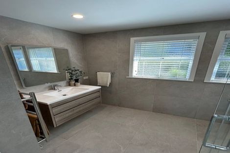 Photo of property in 24 Warwick Place, Brookfield, Tauranga, 3110