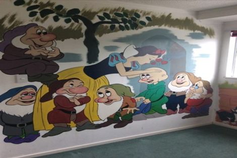 Photo of property in 16 Wagon Road, Stokes Valley, Lower Hutt, 5019