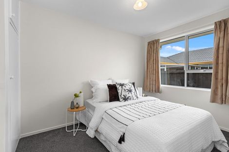 Photo of property in 2/41 Valecrest Avenue, Parklands, Christchurch, 8083