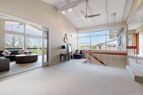 Photo of property in 19 Long Street, Torbay, Auckland, 0630