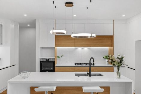 Photo of property in 15 Paihere Street, Huapai, Kumeu, 0810