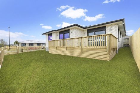 Photo of property in 36 Regis Park Drive, Pukekohe, 2120