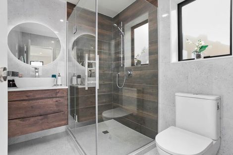 Photo of property in 85b Lake Panorama Drive, Henderson Valley, Auckland, 0614