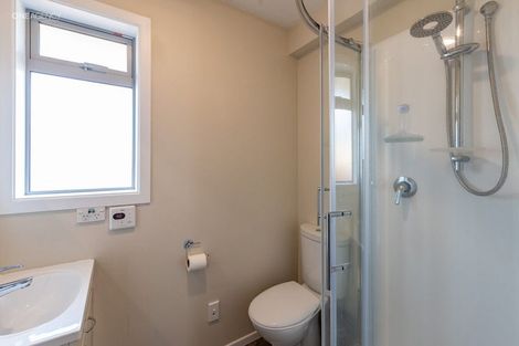 Photo of property in 15 Chilton Drive, Mairehau, Christchurch, 8052