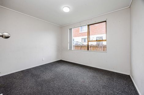 Photo of property in 2 Harrington Road, Henderson, Auckland, 0610