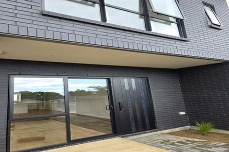 Photo of property in 310 Rangatira Road, Beach Haven, Auckland, 0626