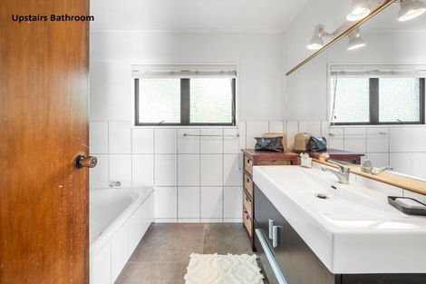 Photo of property in 3 Johnston Place, Welcome Bay, Tauranga, 3112