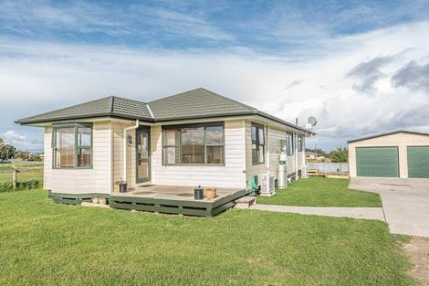 Photo of property in 15 Rangitatau Road West, Pakaraka, Wanganui, 4574