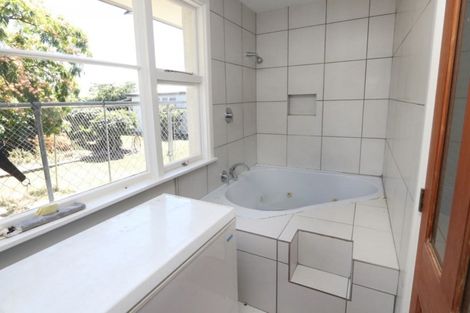 Photo of property in 27 Oak Grove, Ashburton, 7700