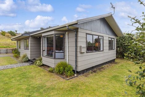 Photo of property in 6 Jane Street, Waikanae Beach, Waikanae, 5036